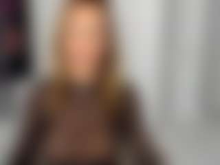 Live cam show with LuvC - Fit on fuklive.com