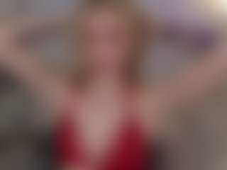 Live cam show with Brie Hunter - American Blonde Hair on CamSextacy