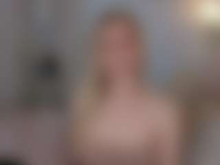 Live cam show with Brie Hunter - Squirt Blonde Hair on eurowanks.com
