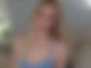 Live cam show with Brie Hunter - American Blonde Hair on camwithhim.com