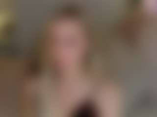 Live cam show with Brie Hunter - American Blonde Hair on crypto-cams