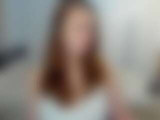 Live cam show with Almora - Sweet on crypto-cams