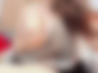 Live cam show with BattyMoll - Living Room on xxxlivecams.org