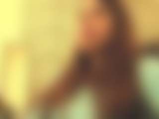 Live cam show with BattyMoll - Green Eyes on testsause.com