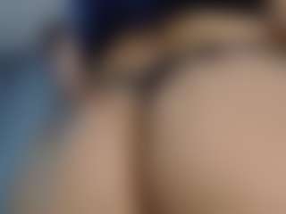 Live cam show with anny model - Long Hair on TeamSkeetLive