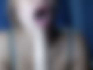 Live cam show with anny model - Plug on LiveSexCams6