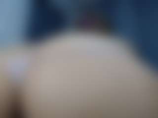 Live cam show with anny model - Long Hair on CamwithHer