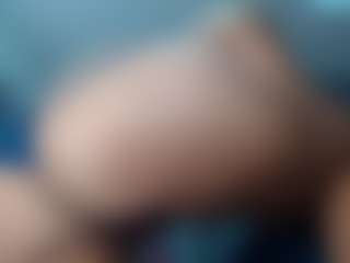 Live cam show with anny model - Long Hair on Camsoda