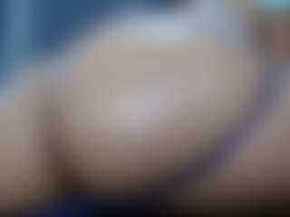 Live cam show with anny model - Beauty on TastyBlacksLive