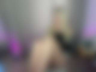 MirandaQueen's Live Sex Cam Show