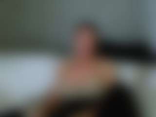 Live cam show with Carlalicious - Cosplay on livesuperchat.net