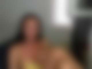 Live cam show with Carlalicious - Grey Eyes on CamwithHer