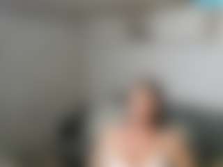 Live cam show with Carlalicious - Cosplay on Camsoda