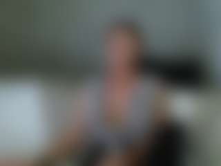 Live cam show with Carlalicious - Leather on madthumbs