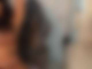 Live cam show with Butterfly Booty - Pegging on Cam Slut