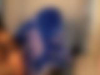 Live cam show with Butterfly Booty - Tease Teen (18+) on live18s.com