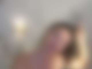 azaleiia's Live Sex Cam Show