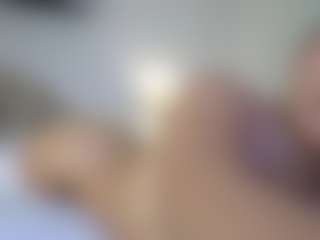 azaleiia's Live Sex Cam Show