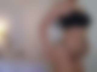 azaleiia's Live Sex Cam Show