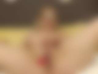 Live cam show with ErickaLee - Blonde Hair on crypto-cams