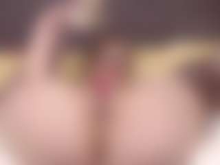 ErickaLee's Live Sex Cam Show
