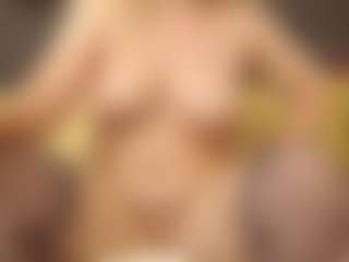 ErickaLee's Live Sex Cam Show