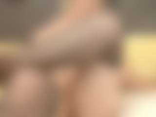 ErickaLee's Live Sex Cam Show