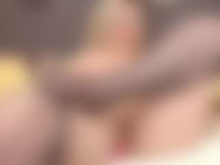 ErickaLee's Live Sex Cam Show