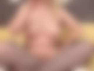 ErickaLee's Live Sex Cam Show