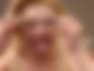 ErickaLee's Live Sex Cam Show