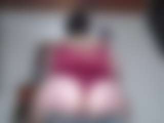 Live cam show with squiirtmachine - MILF on googirlz