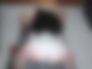 Show di cam dal vivo con squiirtmachine - Squats su Camsoda