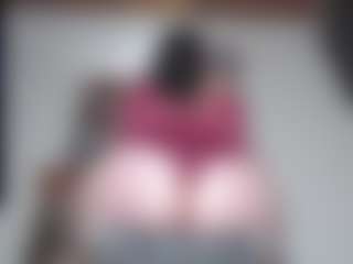 squiirtmachine MILF webcam performer live streaming