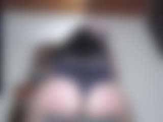 squiirtmachine MILF webcam performer live streaming