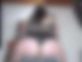 Live cam show with squiirtmachine - Thick on friskycurves.com