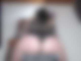 Live cam show with squiirtmachine - Double Penetration on infinitiblacc.com