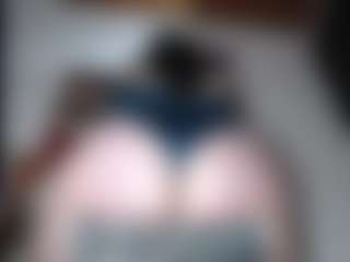 Live cam show with squiirtmachine - Spanks on Milfs Live