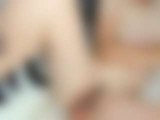 Live cam show with Maryelle - BBW on madthumbs