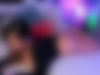 Live cam show with Mollywhite - Public Brown Hair on Camsoda