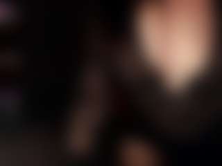 Live cam show with MistressMia - Cuckold on SpunkLive