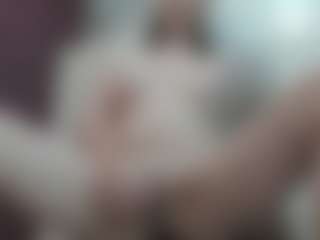Live cam show with katlea - Big Clit on xDating
