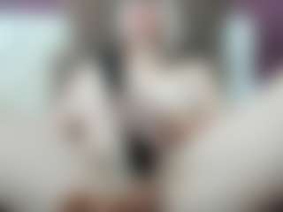 Live cam show with katlea - Green Eyes on crypto-cams