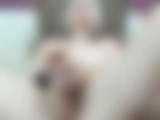 Live cam show with katlea - Average on Camsoda