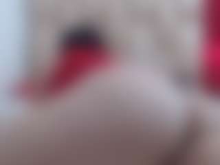 Ammy MILF webcam performer live streaming