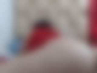 Ammy MILF webcam performer live streaming