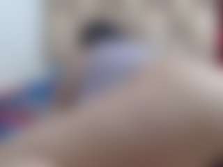 Ammy MILF webcam performer live streaming