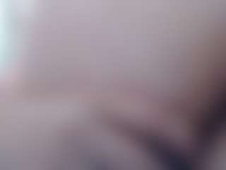 Live cam show with Ammy - Moan on Camming Site
