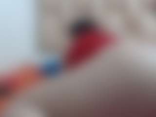 Ammy MILF webcam performer live streaming