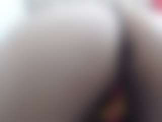 Live cam show with Ammy - Moan on Mixed Magazine Live