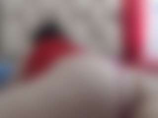 Live cam show with Ammy - Sexwebcam Mature on CamClone